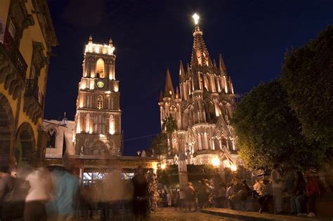 Mexico City – Travel guide at Wikivoyage.